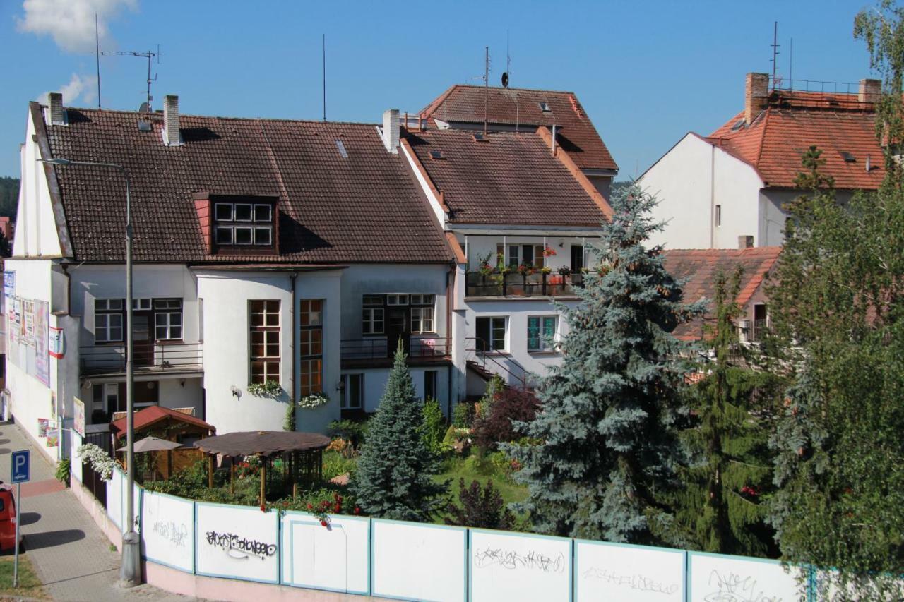 Apartman Brasov, Týn nad Vltavou Zewnętrze zdjęcie